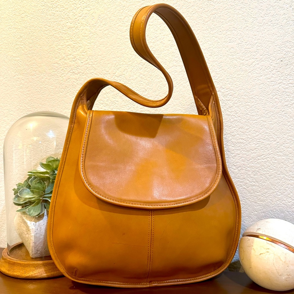Rare Vintage Coach British Tan Large Leather Ergo Flap Shoulder/Hobo Bag - 9029